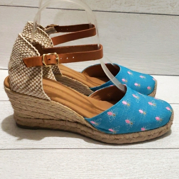 Anthropologie 39 canvas espadrilles wedges blue and cream shoes - Picture 3 of 8